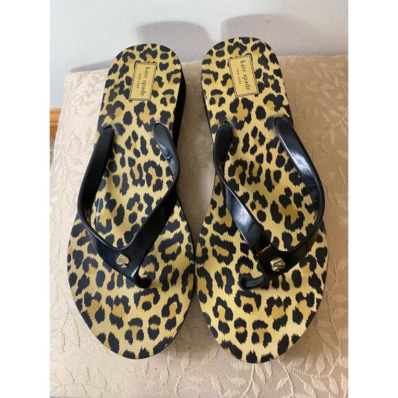 Kate Spade New York Shoes - Kate Spade New York Leopard Print Flip Flops Black Straps & Heart Accent Size 11